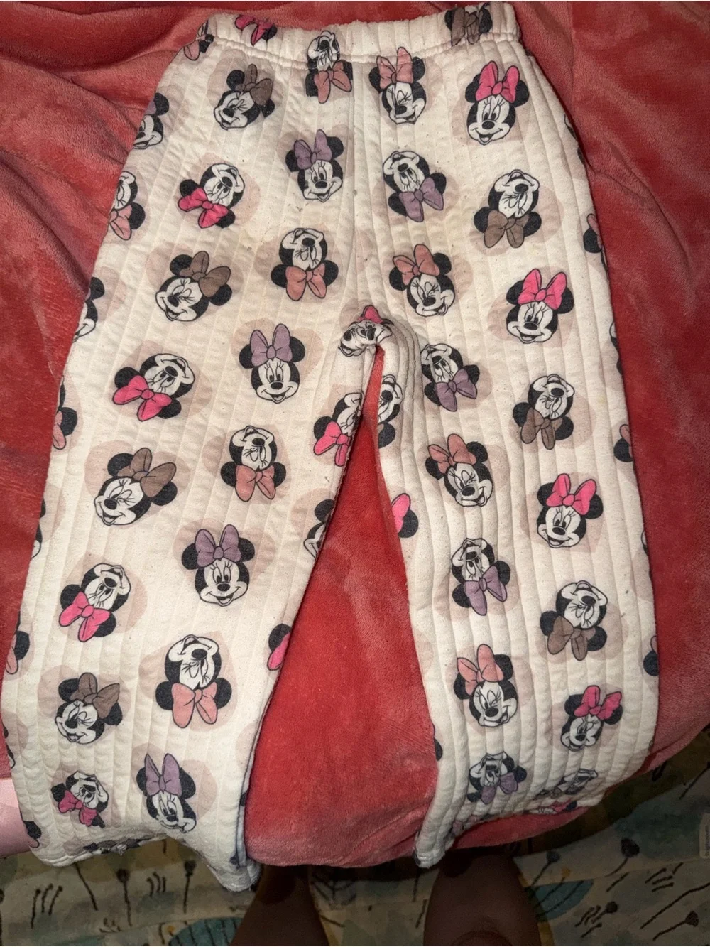 Girls' Cream Minnie Mouse Print Pullover Sweatshirt and sweatpants